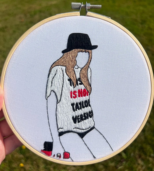 Hat Hand Off Hand Embroidered Decor in 6 inch Wooden Hoop